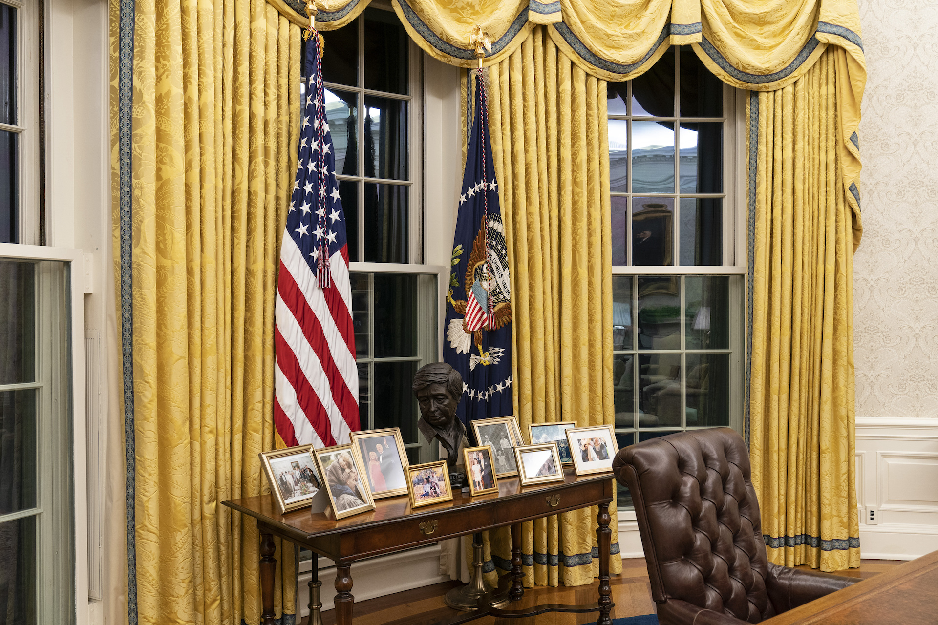 What Does Joe Biden S Oval Office Makeover Reveal About The New Us President Itv News