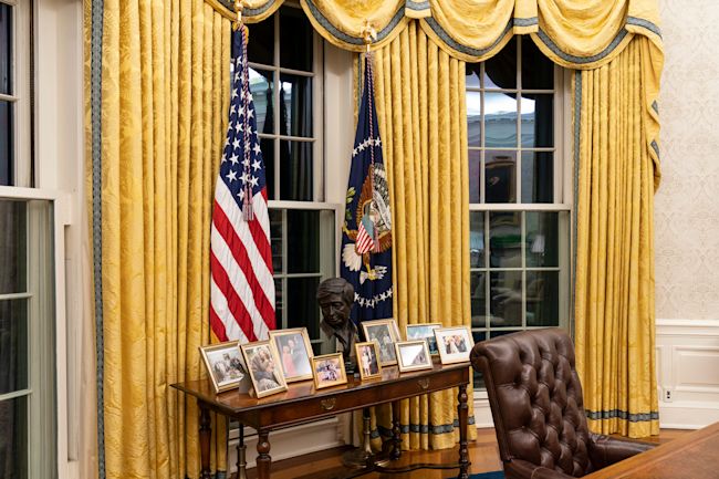 What Does Joe Biden S Oval Office Makeover Reveal About The New Us President Itv News What Does Joe Biden S Oval Office Makeover Reveal About The New Us President Itv News