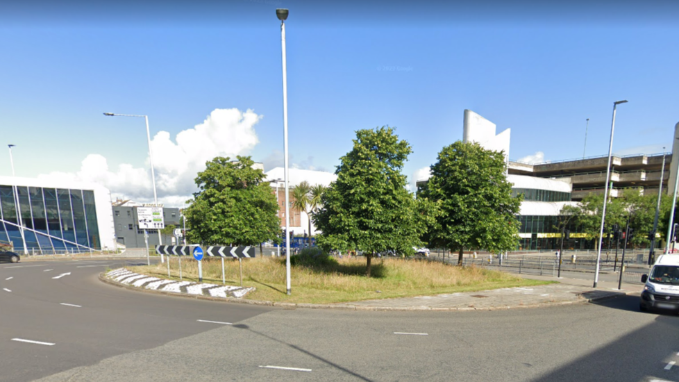 Appeal after man injured in Plymouth 'road rage' incident involving axe ...