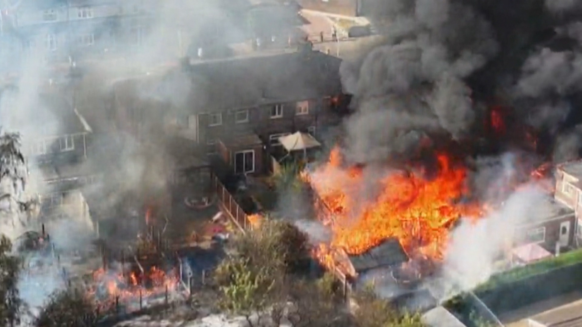 Stourbridge wildfires: Footage shows scale of blaze as Chief Fire Officer  returns | ITV News Central