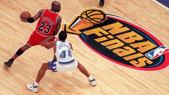 The Shoes That Led Michael Jordan to Victory in the 1998 NBA Finals Have  Sold at Auction for a Record $2.2 Million