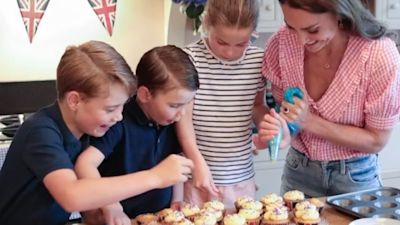 Kate Middleton and children bake cakes for Wales Jubilee street party.
Twitter/Kensington Royal