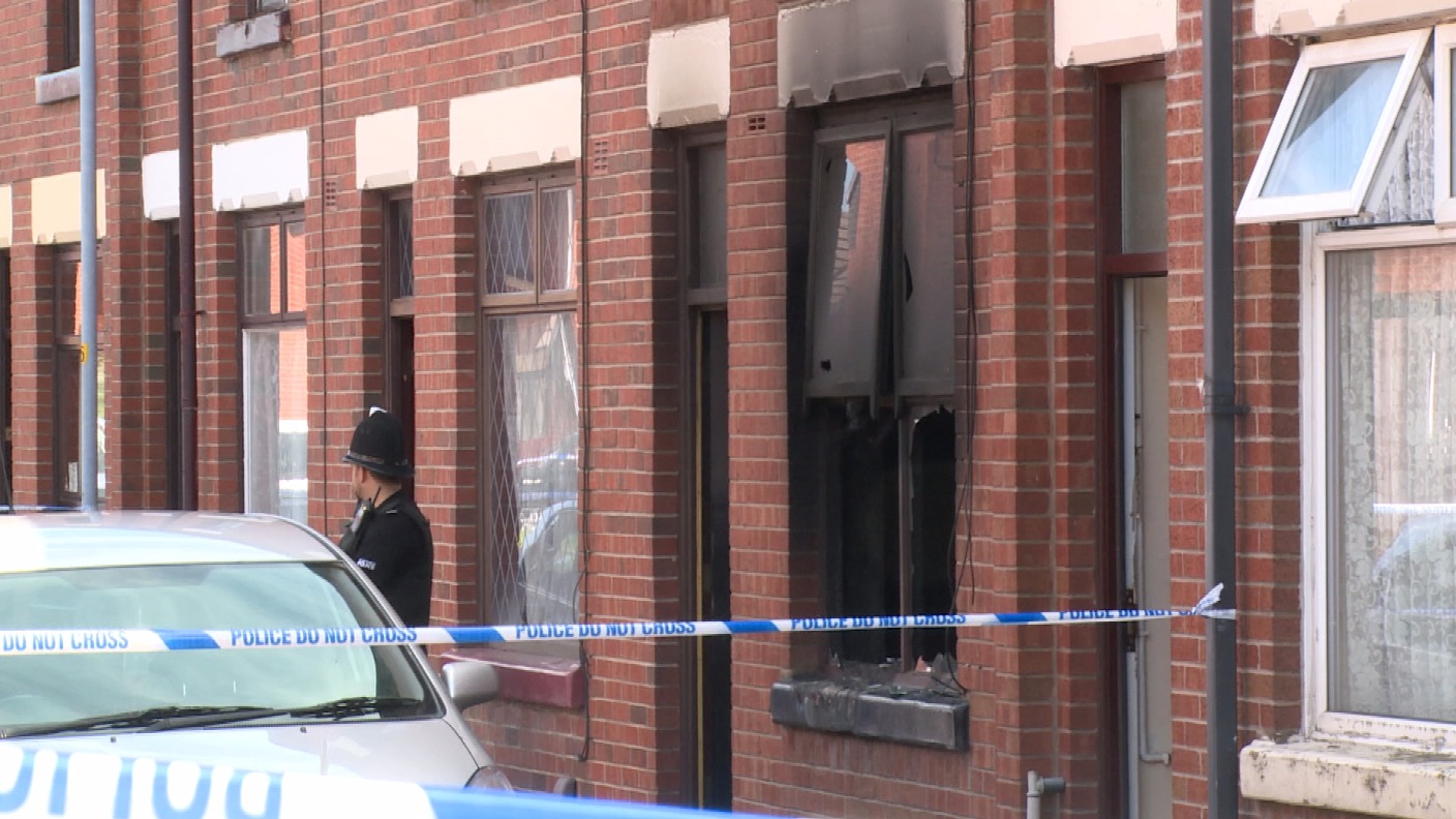 Distraught father smashed through windows in doomed attempt to save his ...
