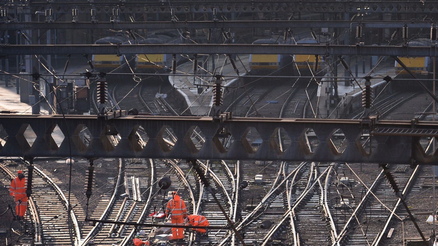 Majority of rail passengers in London and the South East 'satisfied ...