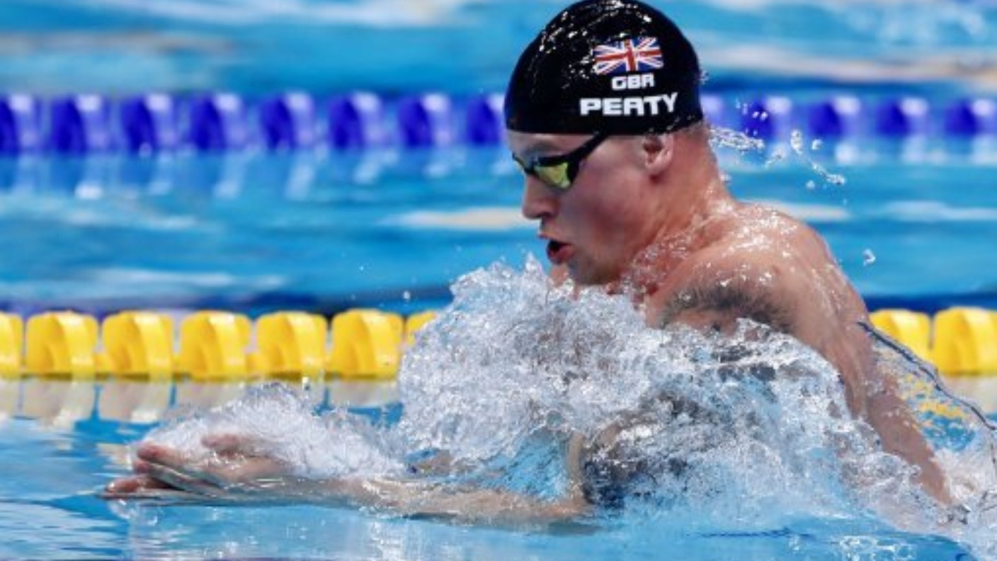 Adam Peaty Breaks 50m Breaststroke World Record Again | ITV News Central