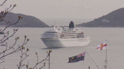 cruise liners in guernsey