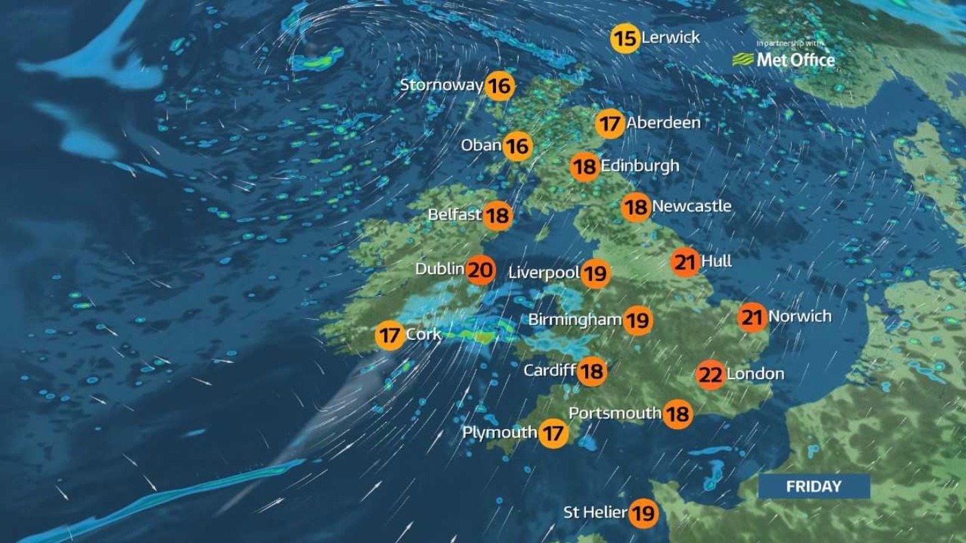 Weather Showers ahead of heavier rain ITV News