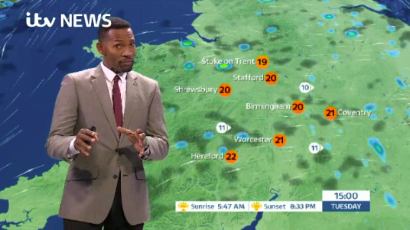 West Midlands Weather: Heavy rain at times | ITV News Central