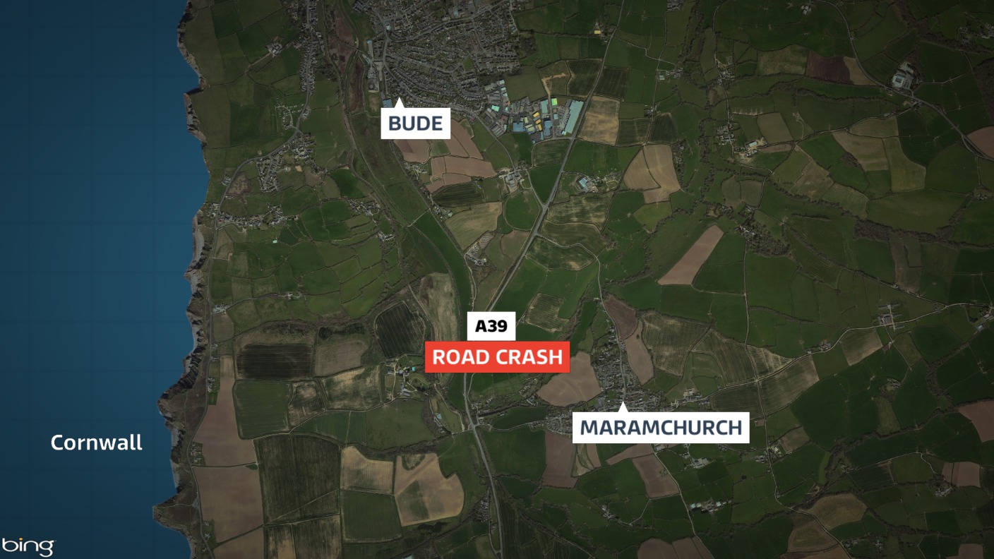 Two people airlifted to hospital after car crash in north Cornwall ...