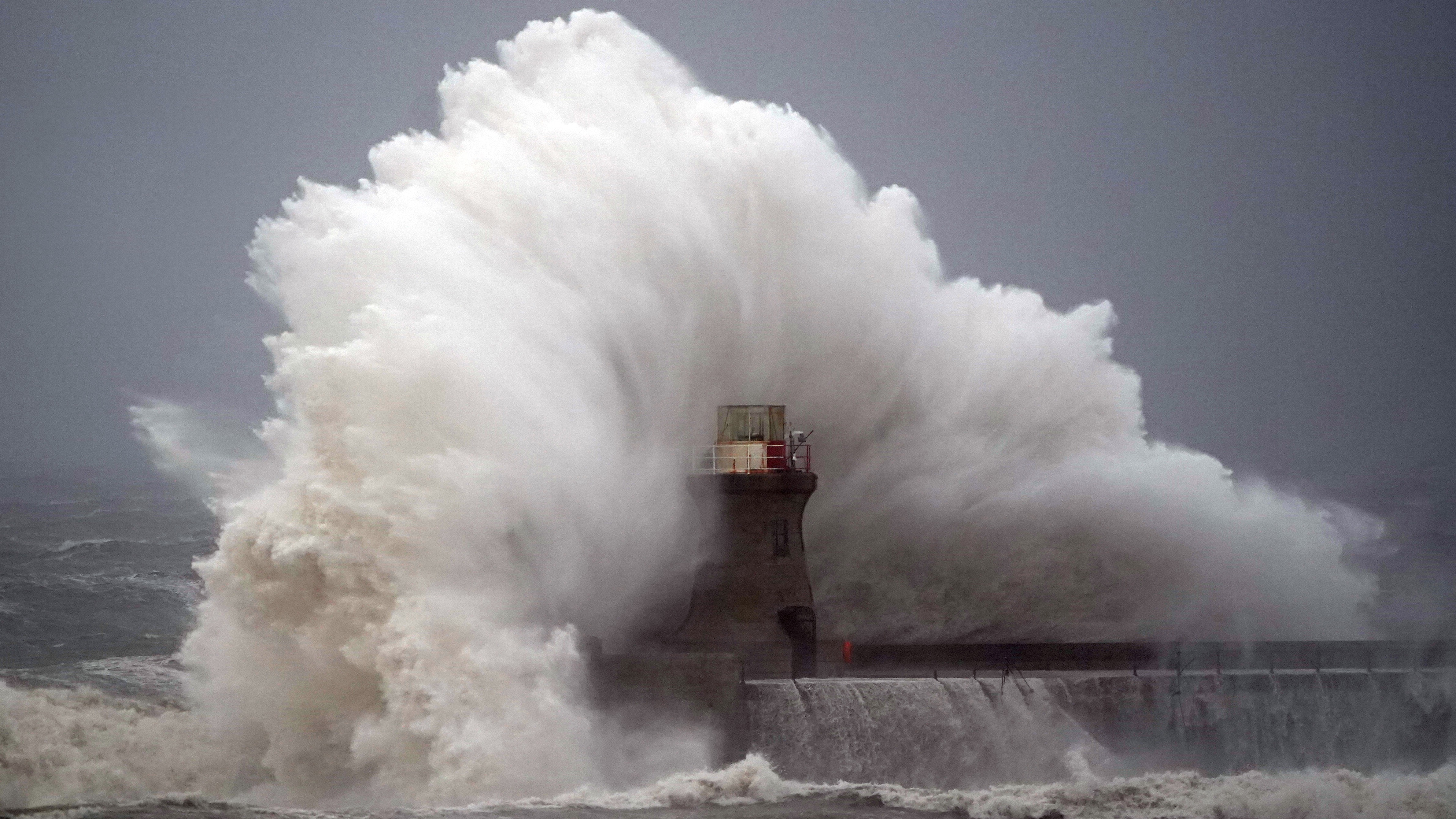 Storm Babet: Top ripped off South Shields lighthouse as waves