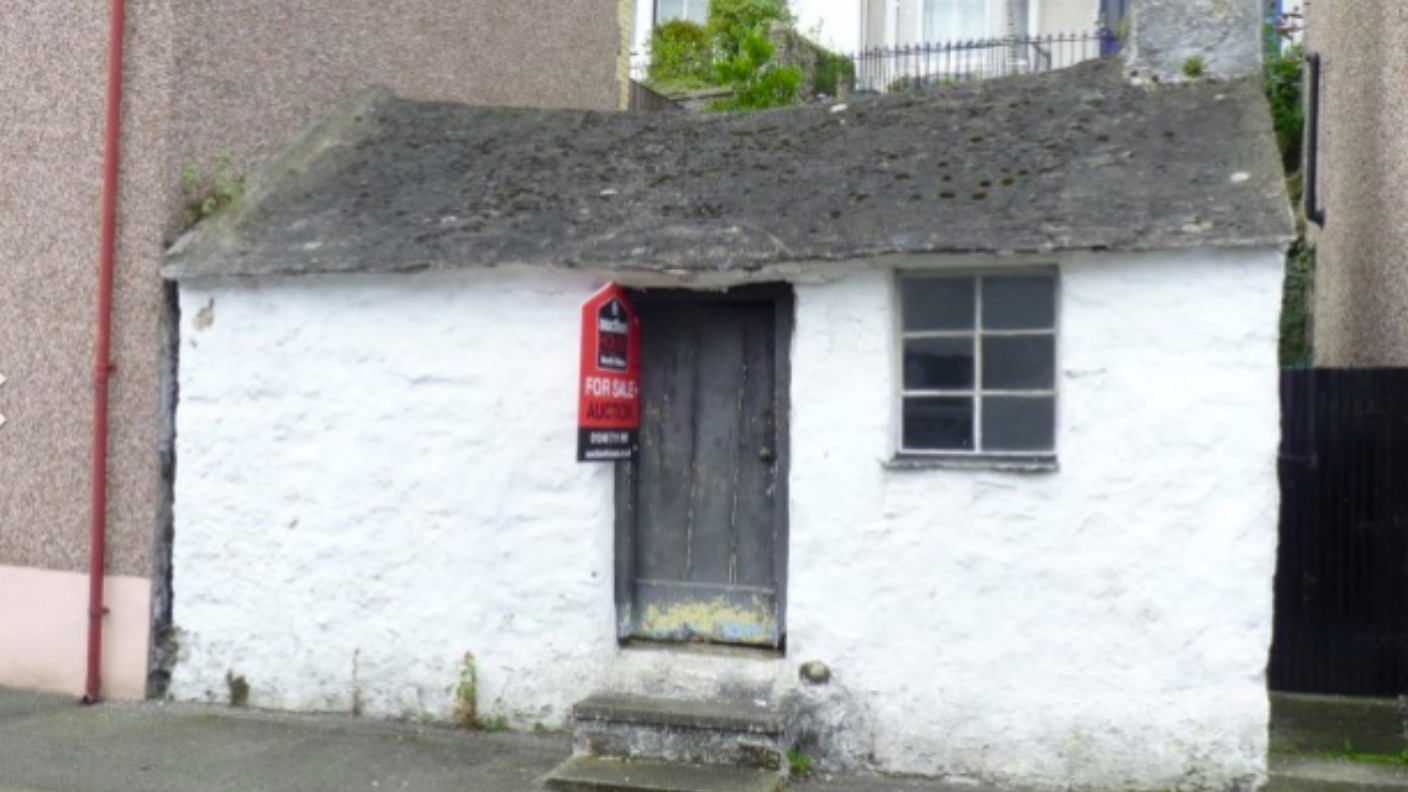 Waterside cottage for sale. It's small but so is the price. Yours for £