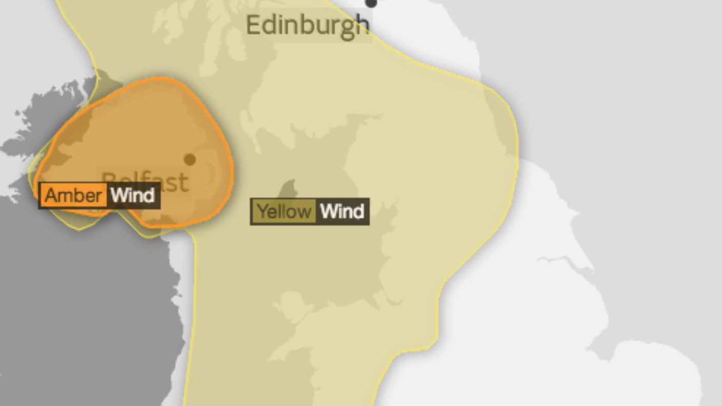 Weather warning - Gale force winds | ITV News Border