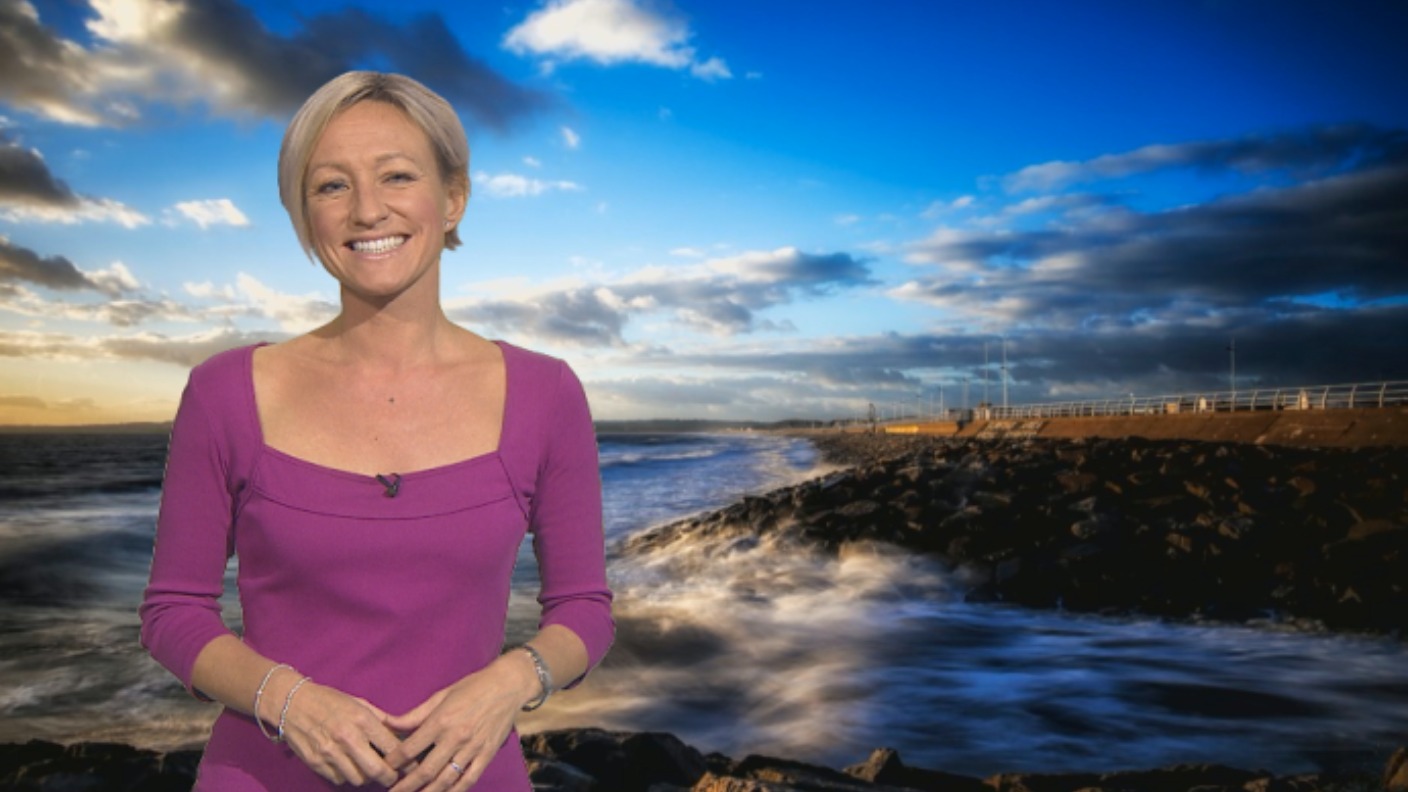 Wales Weather: Wet but mild overnight! | ITV News Wales
