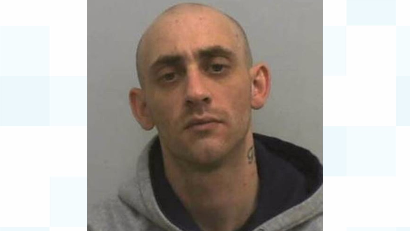 Police Searching For Convicted Sex Offender In Bristol Itv News West Country