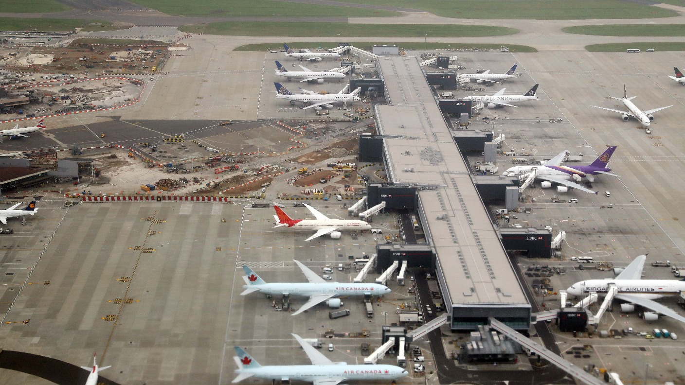 Heathrow Security Guards To Strike Over Easter In Pay Dispute | ITV ...