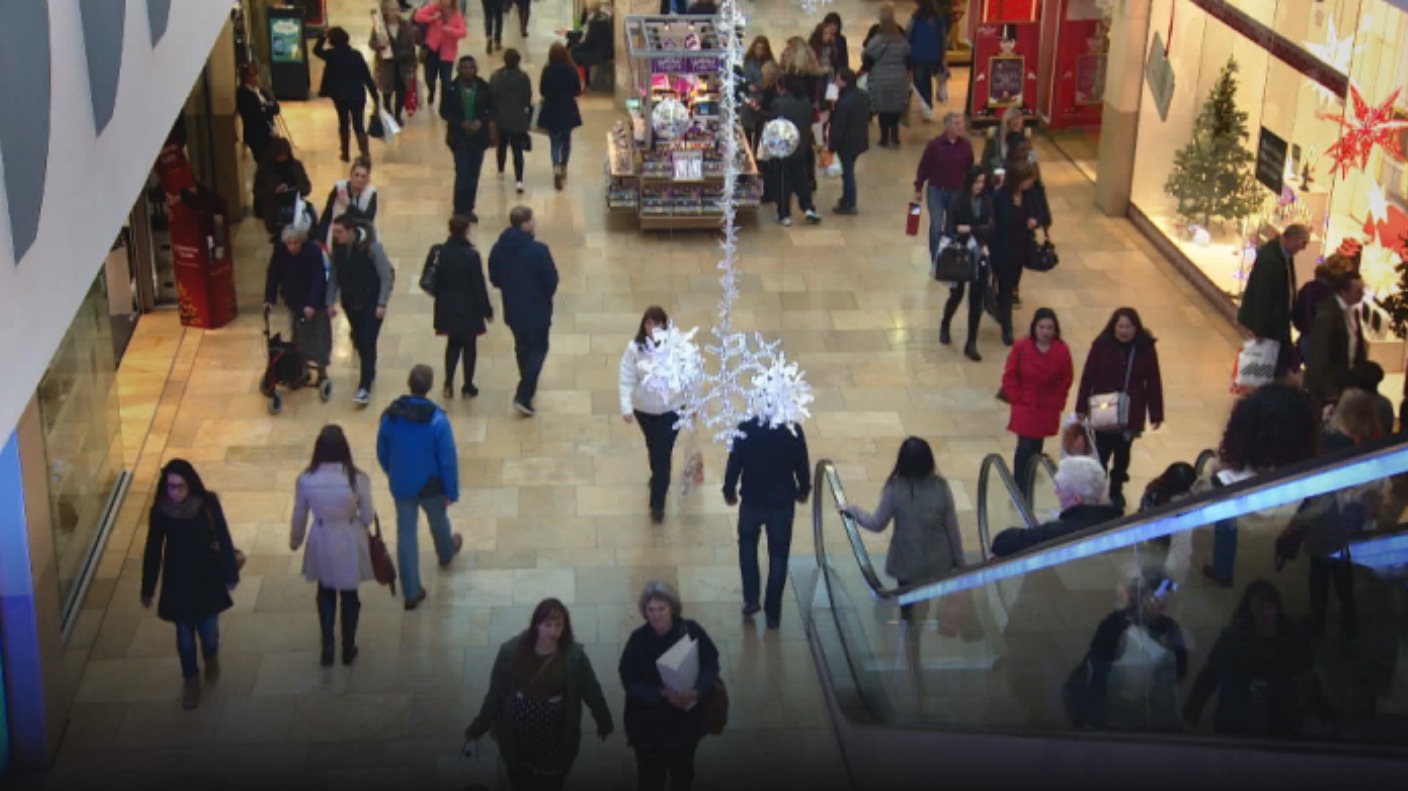 the-black-friday-frenzy-begins-today-itv-news-wales
