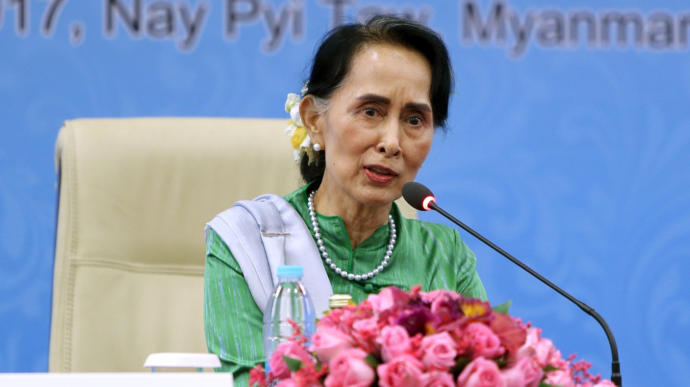 Rohingya crisis: Aung San Suu Kyi stripped of Freedom of Oxford | ITV News