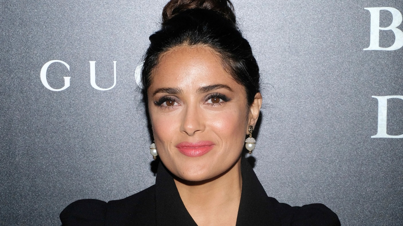 Salma Hayek Claims Monster Harvey Weinstein Sexually Harassed And Threatened To Kill Her Itv 9899