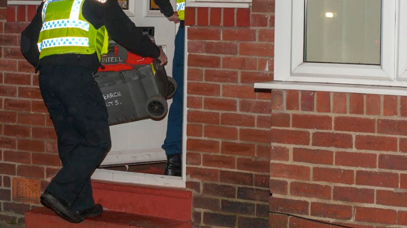 Six Arrests After Modern Day Slavery Dawn Raids Itv News Tyne Tees 