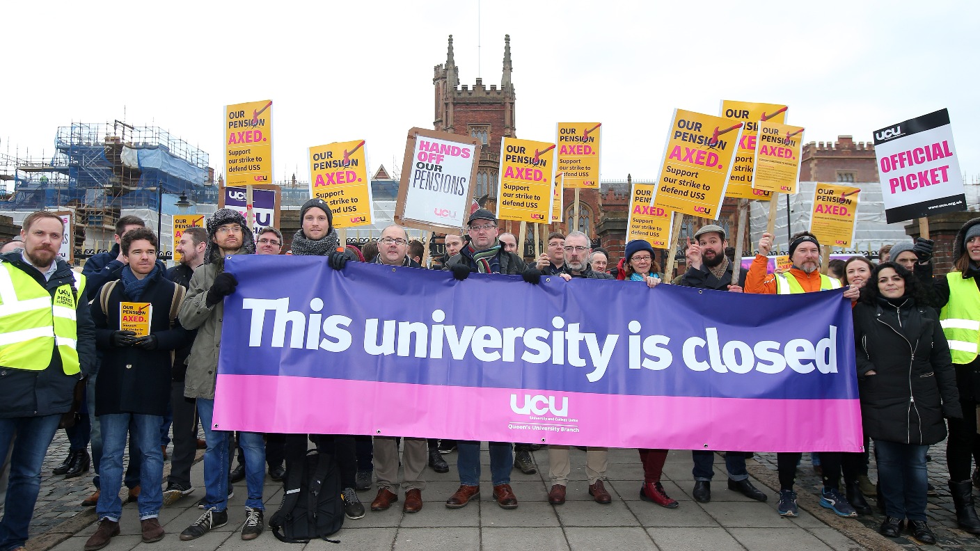 University lecturers take strike action over pensions | UTV | ITV News