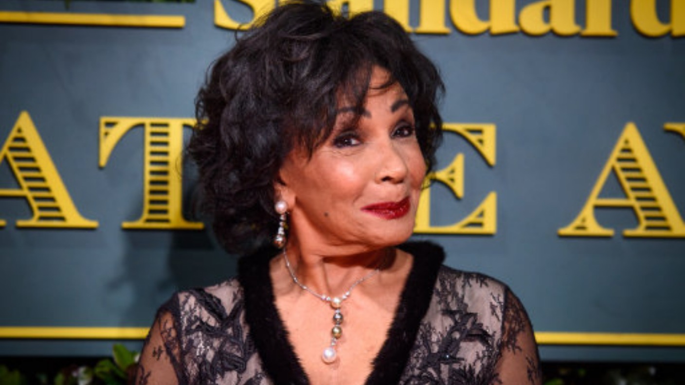 Fans were shocked to be told Dame Shirley Bassey had died, but ...