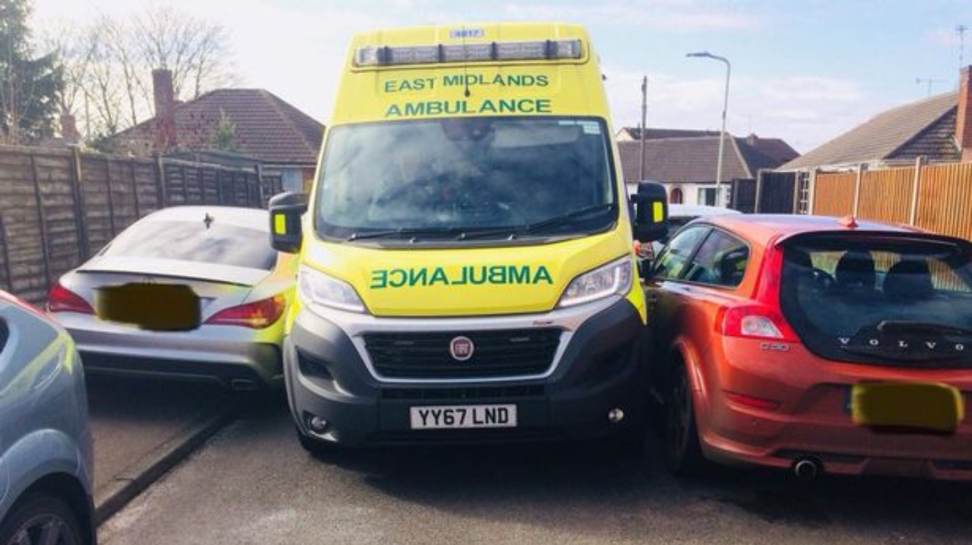 Badly parked cars delay ambulance responding to emergency ITV News