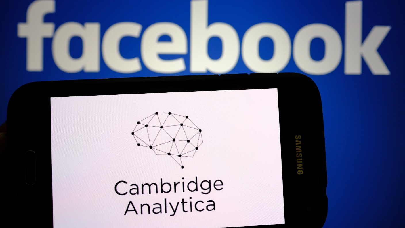 Data Firm Cambridge Analytica Closing Down Following Facebook Scandal ...