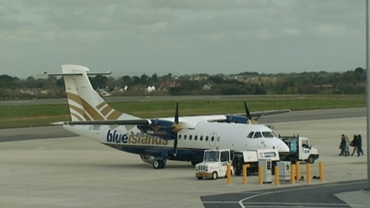 Blue Island service from Guernsey to Cardiff begins ITV News Channel