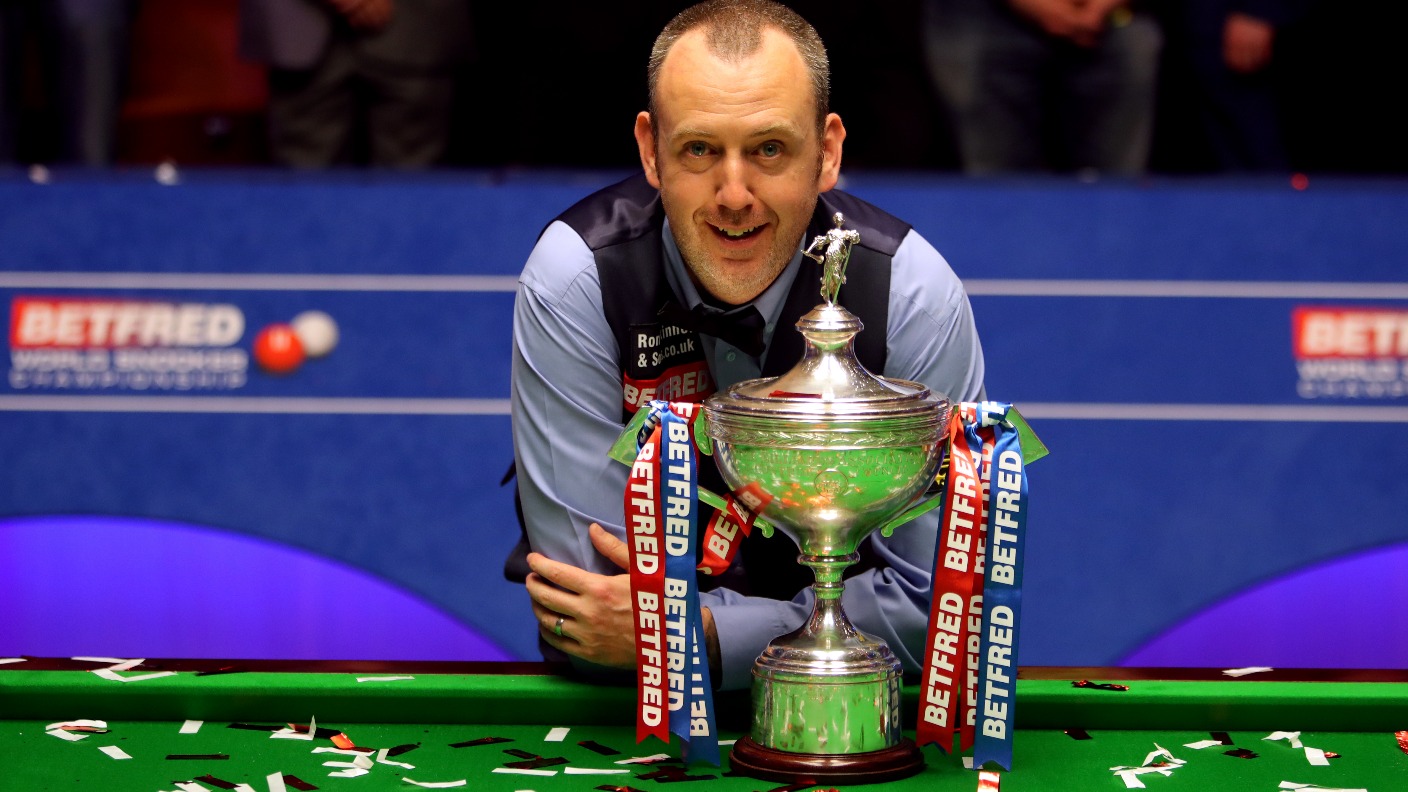 Snooker champ Mark Williams granted freedom of home county ITV News Wales