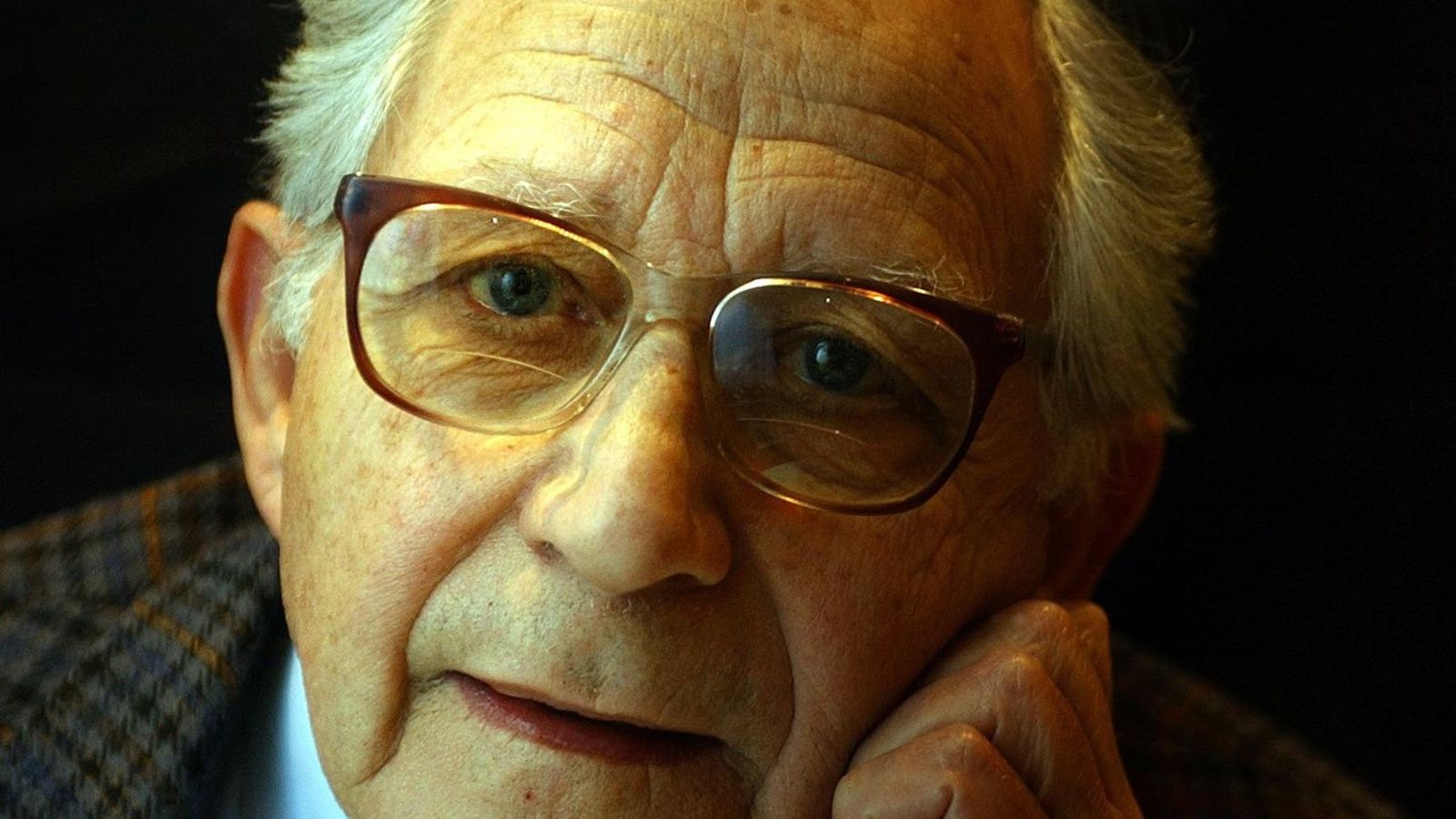 Olmer Holocaust survivor Harry Olmer who was portrayed in film The Windermere ...