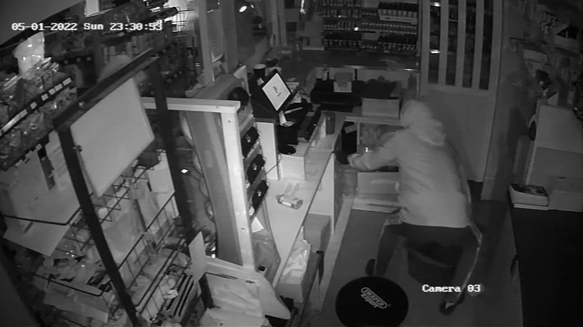 shocking-cctv-shows-moment-small-hampshire-shop-is-ram-raided-by