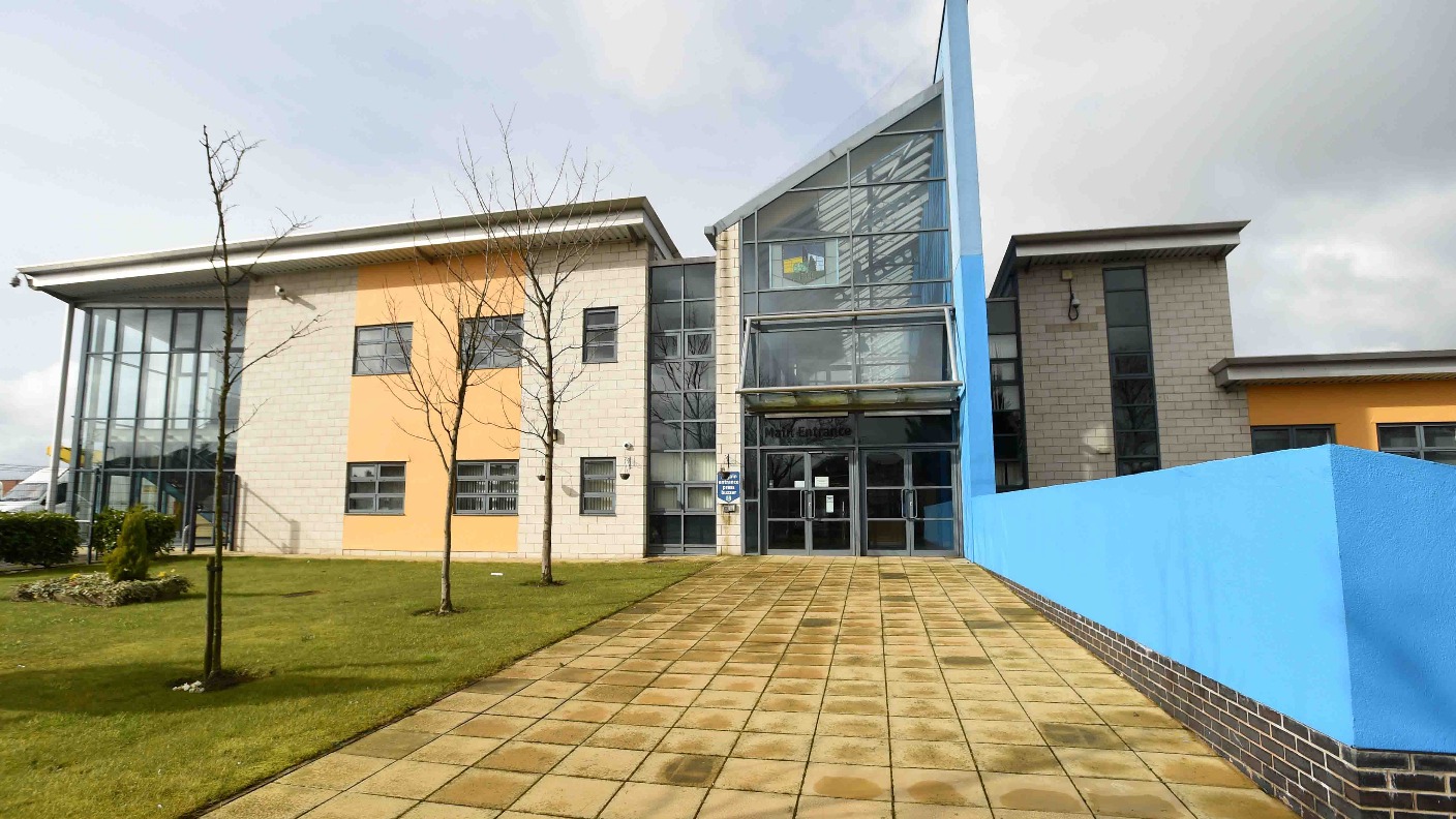 The empty school which is costing taxpayers 12 000 a day ITV