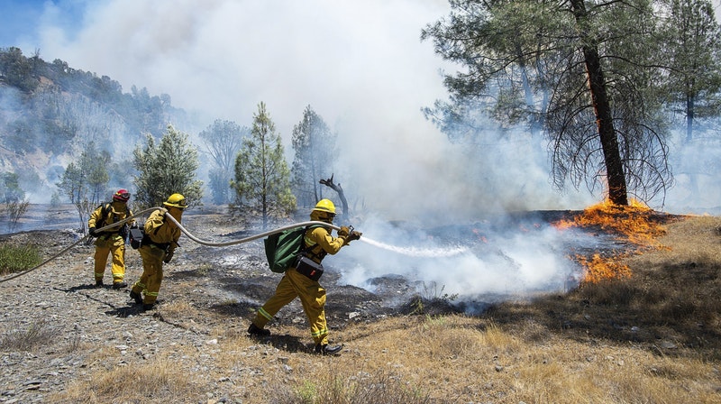 Fire Crews Gain Ground Against California Wildfire Itv News