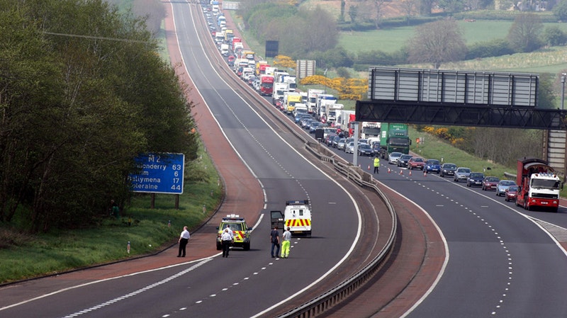 M2 closed in both directions after serious multi-vehicle crash | ITV News