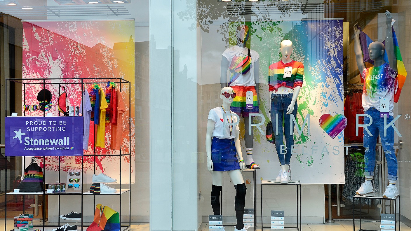 Shoppers go wild for Primark store's rainbow 'wall of dreams' with