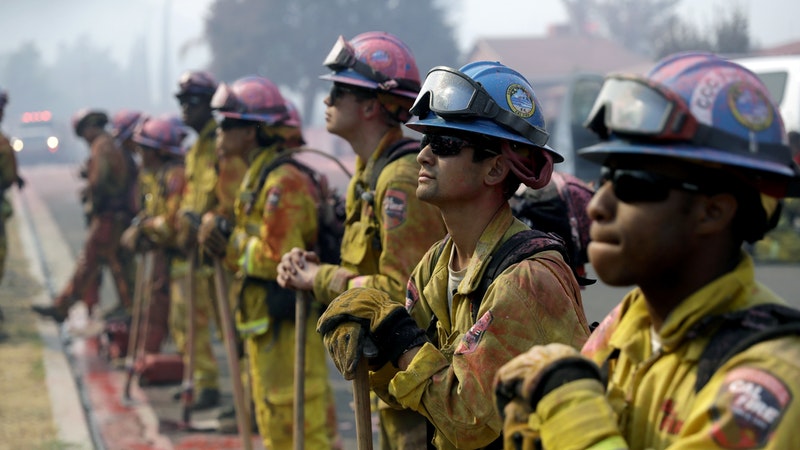 Crews Make Progress Battling Southern California Wildfire Itv News