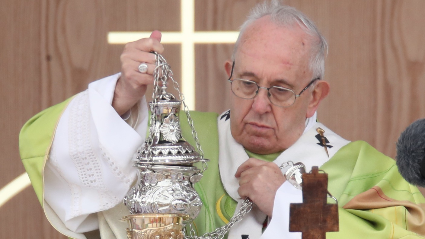 Pope Francis Asks For Forgiveness For Abuses Carried Out By Catholic ...