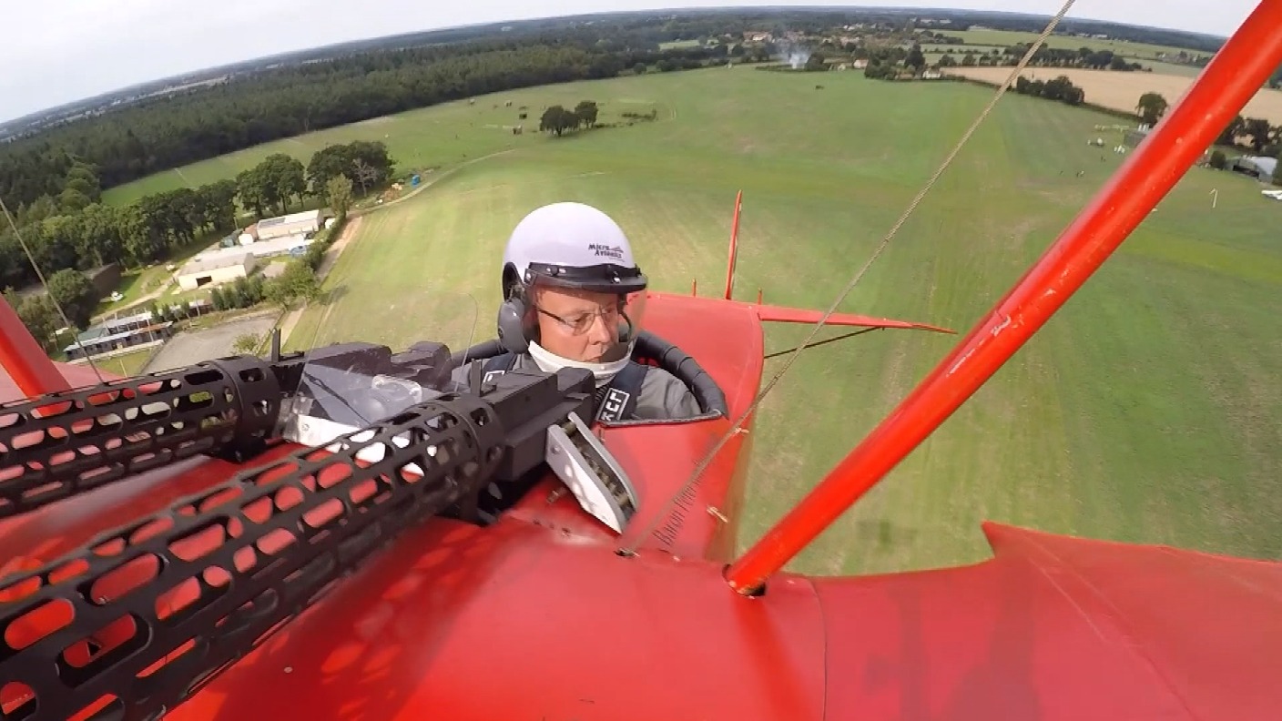 The Flying Doctor! How a Norfolk GP built his own Red Baron Fokker triplane  - AeroTime