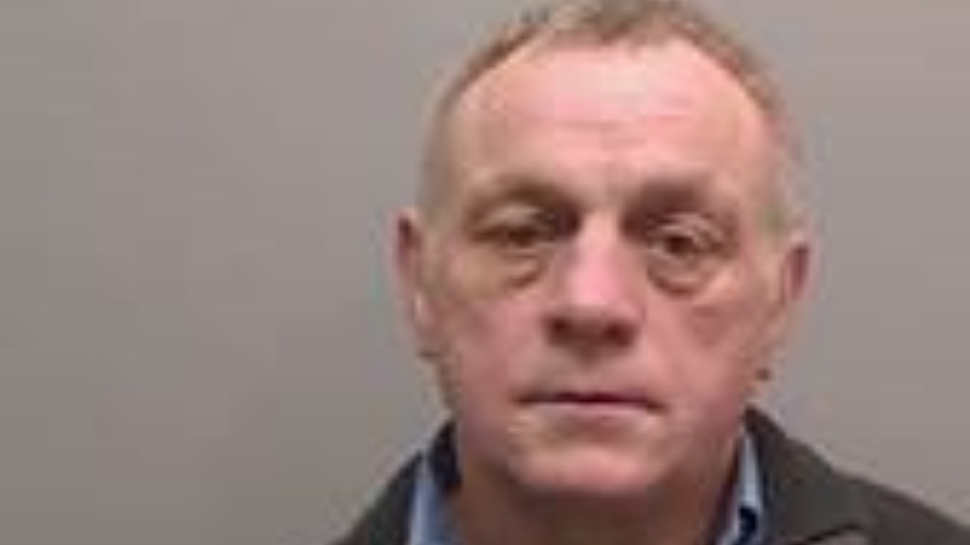 Convicted child killer unlawfully at large ITV News