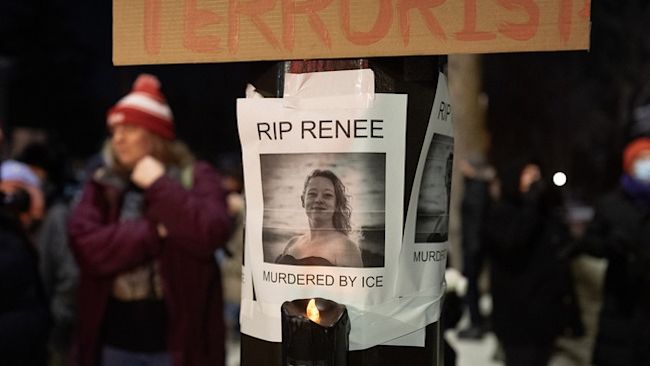 renee nicole good cigarettes A writer and poet': Who was Good? 37-year-old shot dead by ICE agent Vigil held for Renee Nicole