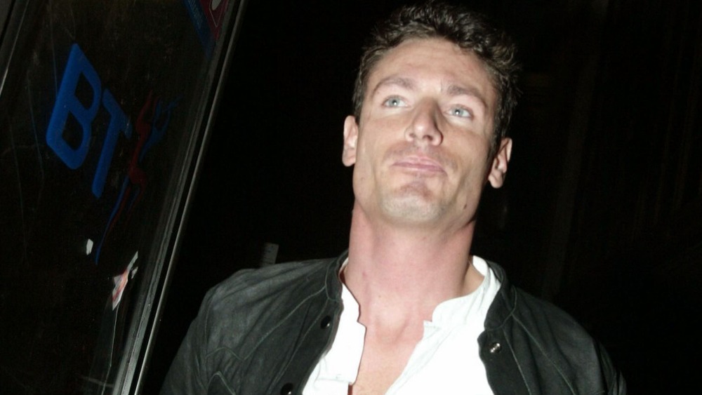 Ex Eastenders Star Dean Gaffney Begged Paramedics To Save His Life Itv News