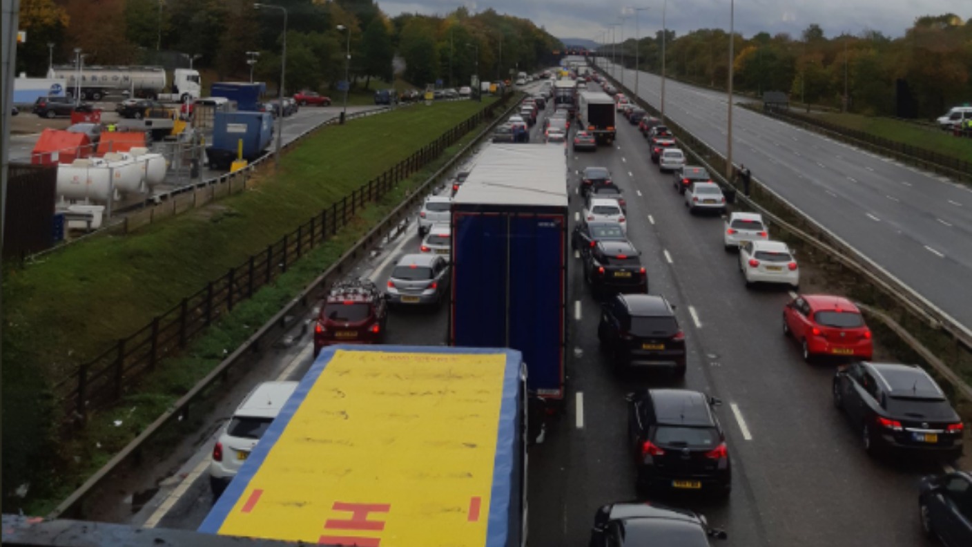 M1 closed in Leicestershire after two people found injured ITV News