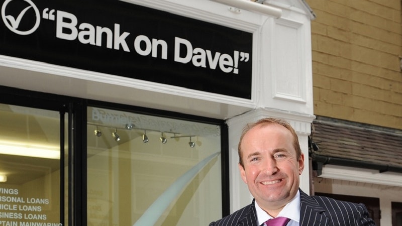 Minibus magnate seeks to raise £2.5m to launch ‘Bank of Dave’ | ITV News