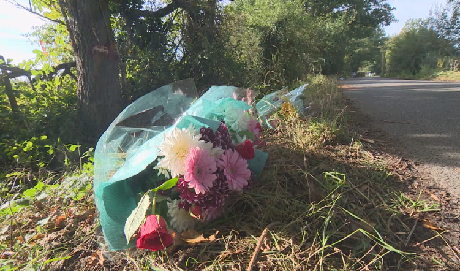 Witness appeal as 4 die and teen in critical condition following Headcorn crash ITV News Meridian