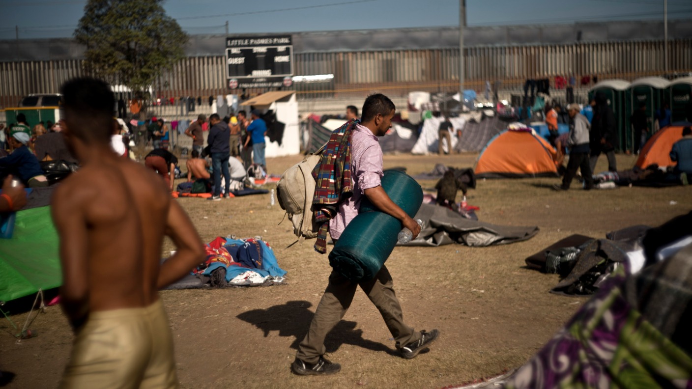 Tijuanas Makeshift Camps On Mexicous Border Test Hopes Of 4000 Migrants Itv News 