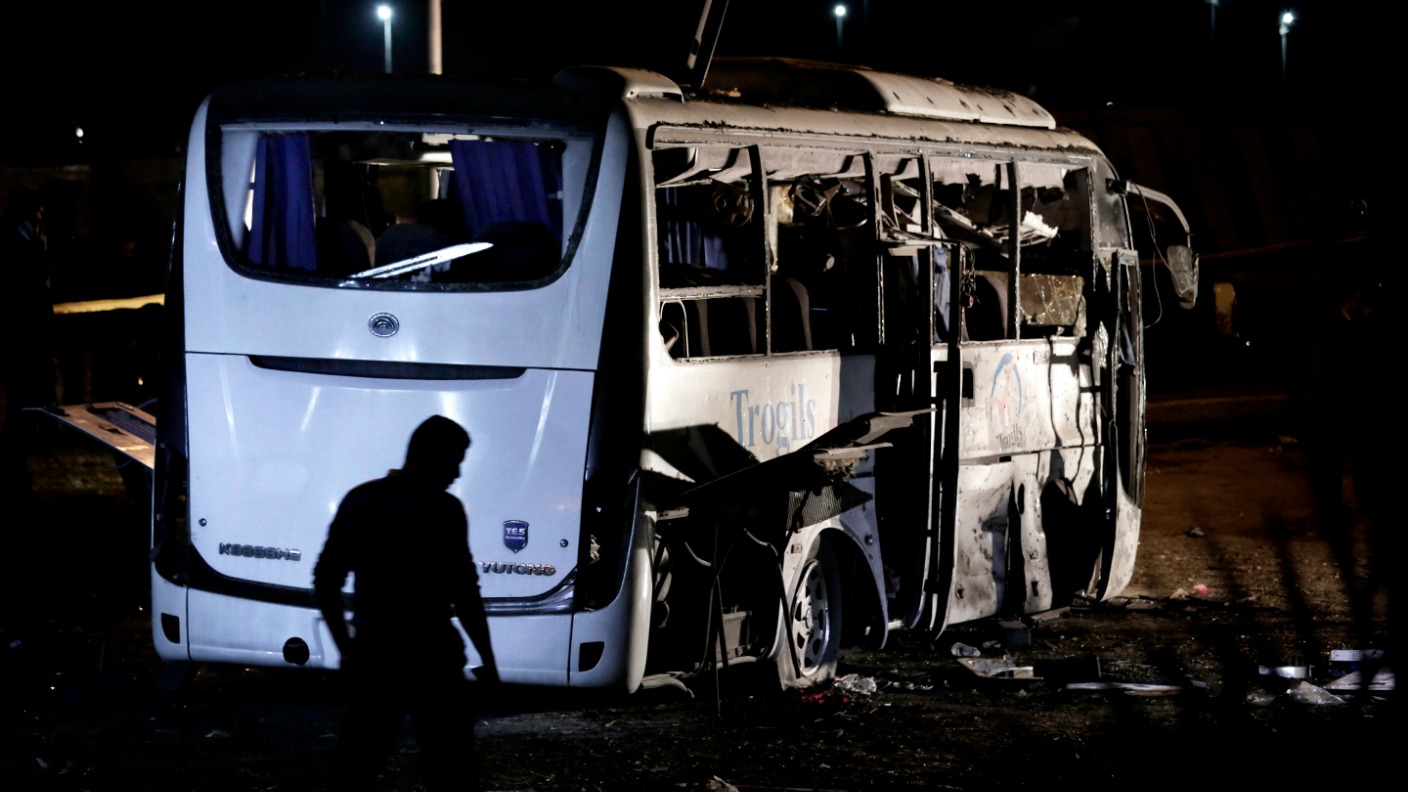 Egyptian Security Forces Kill 40 Suspected Militants Day After Bus ...