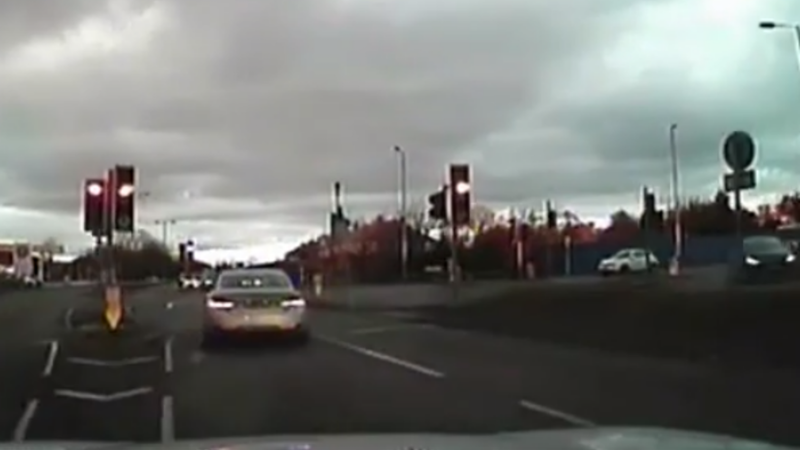 Dramatic footage shows 70mph police chase through busy town centre ...
