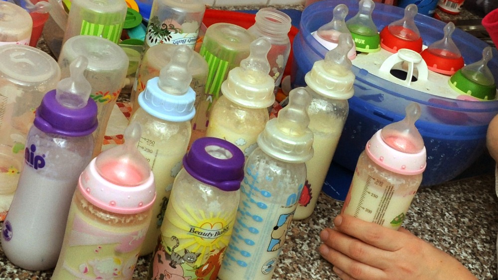 Why are retailers rationing baby milk? | ITV News