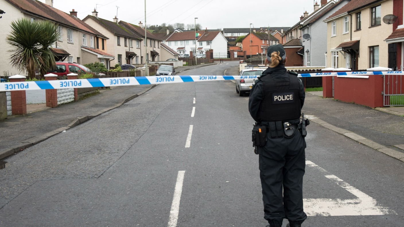 Police dealing with two security alerts in Derry | UTV | ITV News