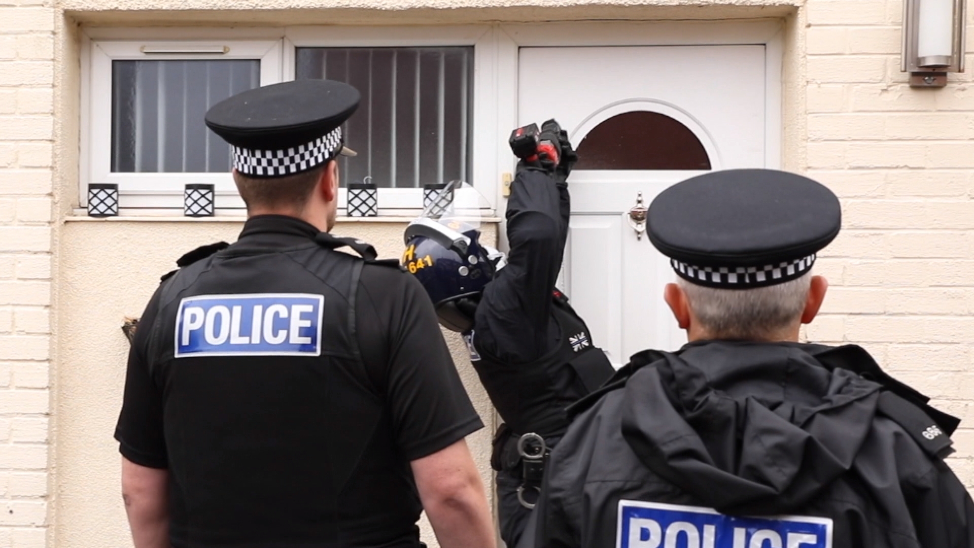 Merseyside Police Use War Zone Strategy To Fight Gang Crime Itv News Granada 